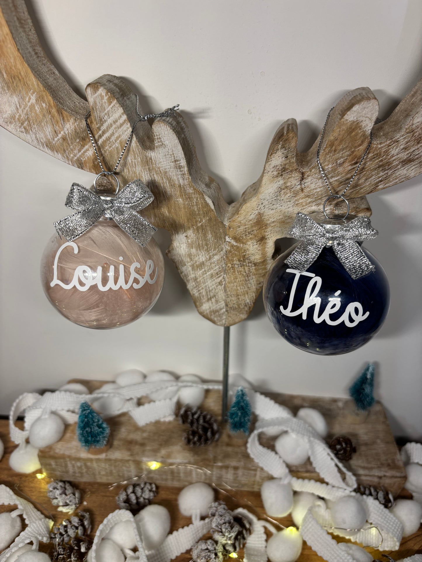 Personalized transparent feather Christmas ball