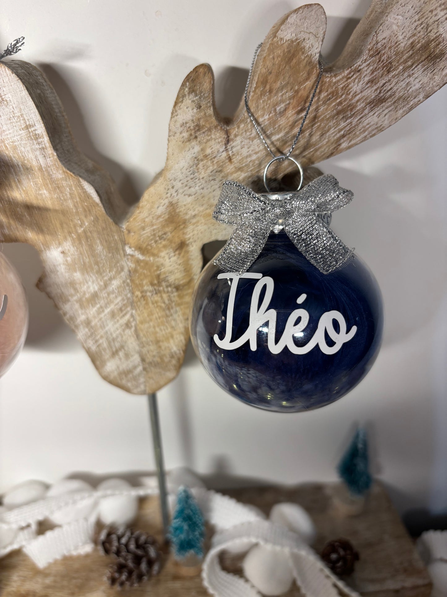 Personalized transparent feather Christmas ball