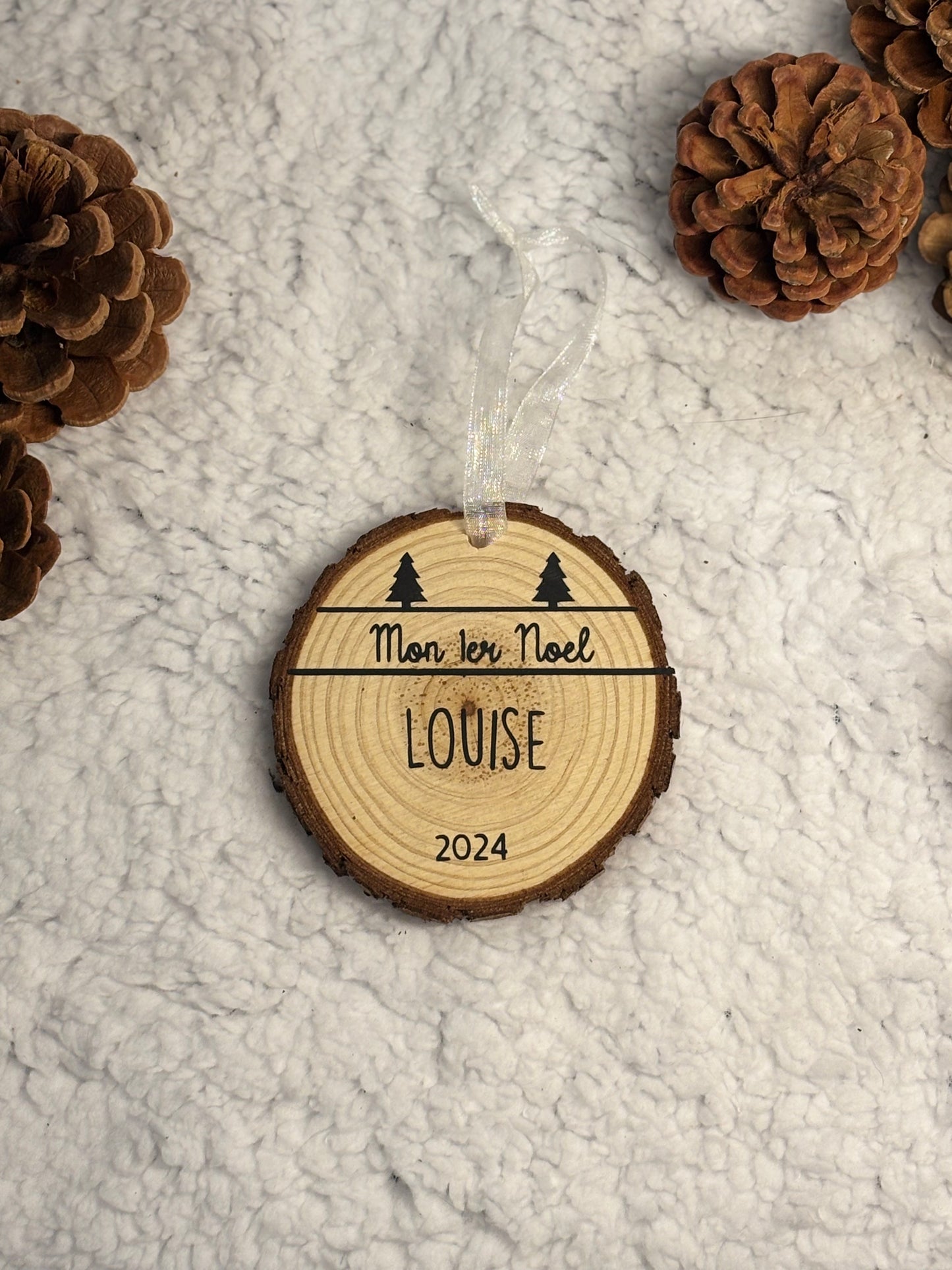 Weihnachtskugel aus Holz „Mein erstes Weihnachten“